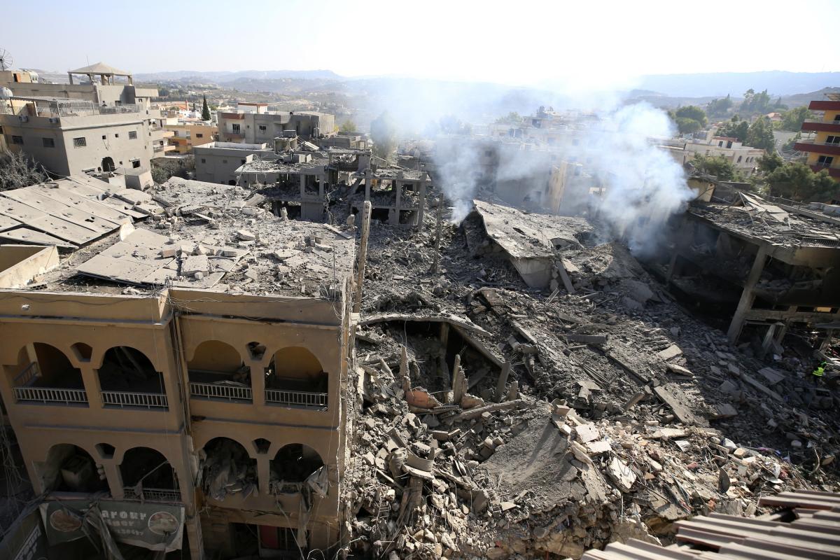 Bombardeo israelí en Qana (sur de Líbano).
