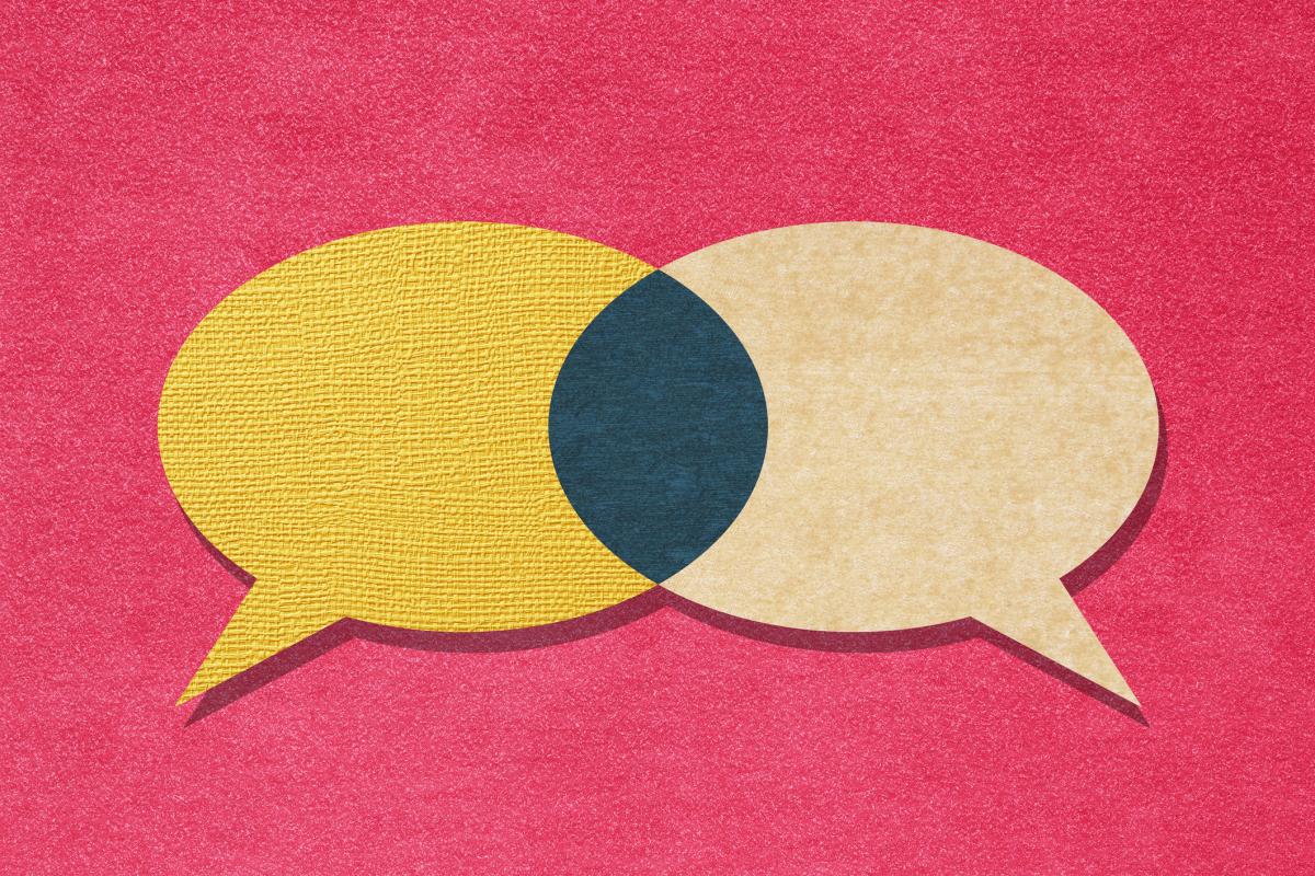 Recreación de un punto de encuentro entre dos personas que conversan