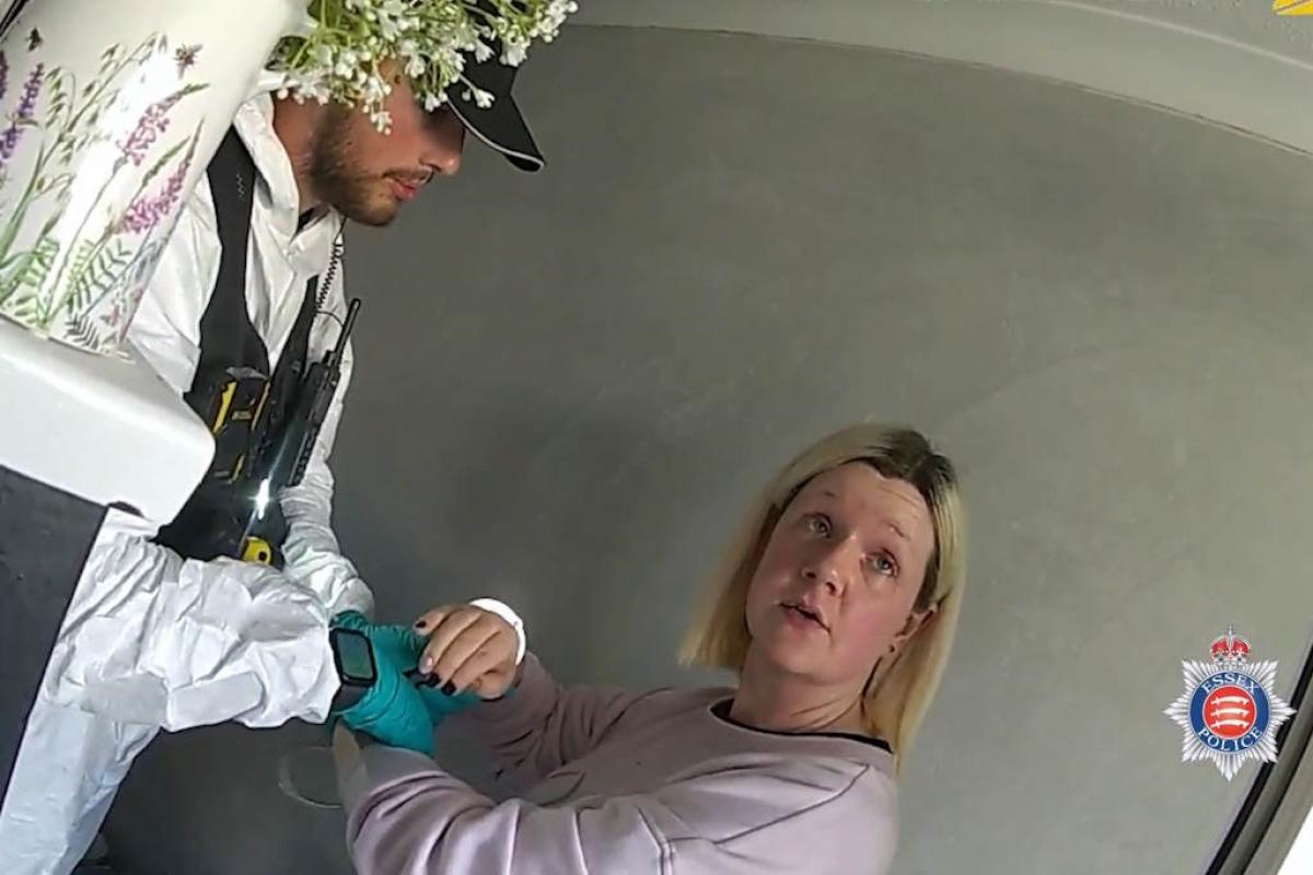 Virginia McCullough, condenada por el asesinato de sus padres, en el momento de la detención.