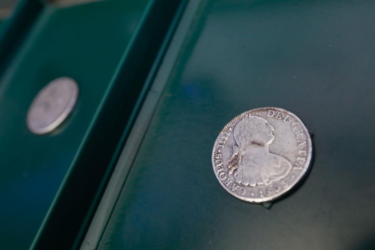 Monedas exhibidas en la exposición 'Nuestra Señora de las Mercedes. Una historia en comun'