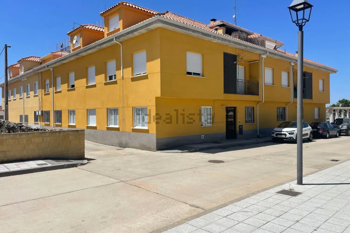 Piso de 70 metros cuadrados en Mozárbez (Salamanca) por 60.000 euros