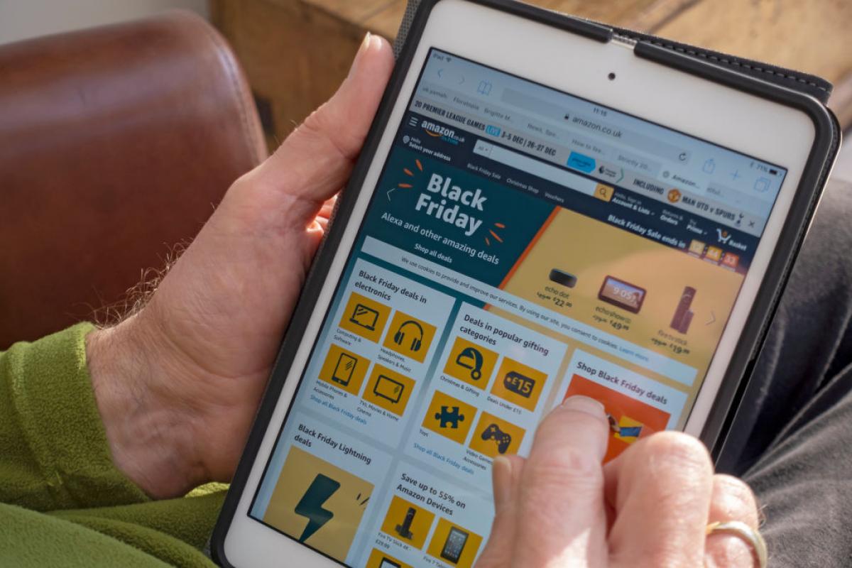 Black Friday de Amazon en un iPad.