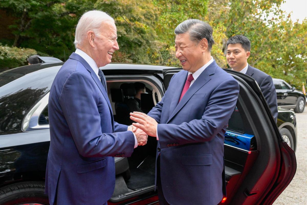 El presidente de EEUU, Joe Biden, y su homólogo chino, Xi Jinping.