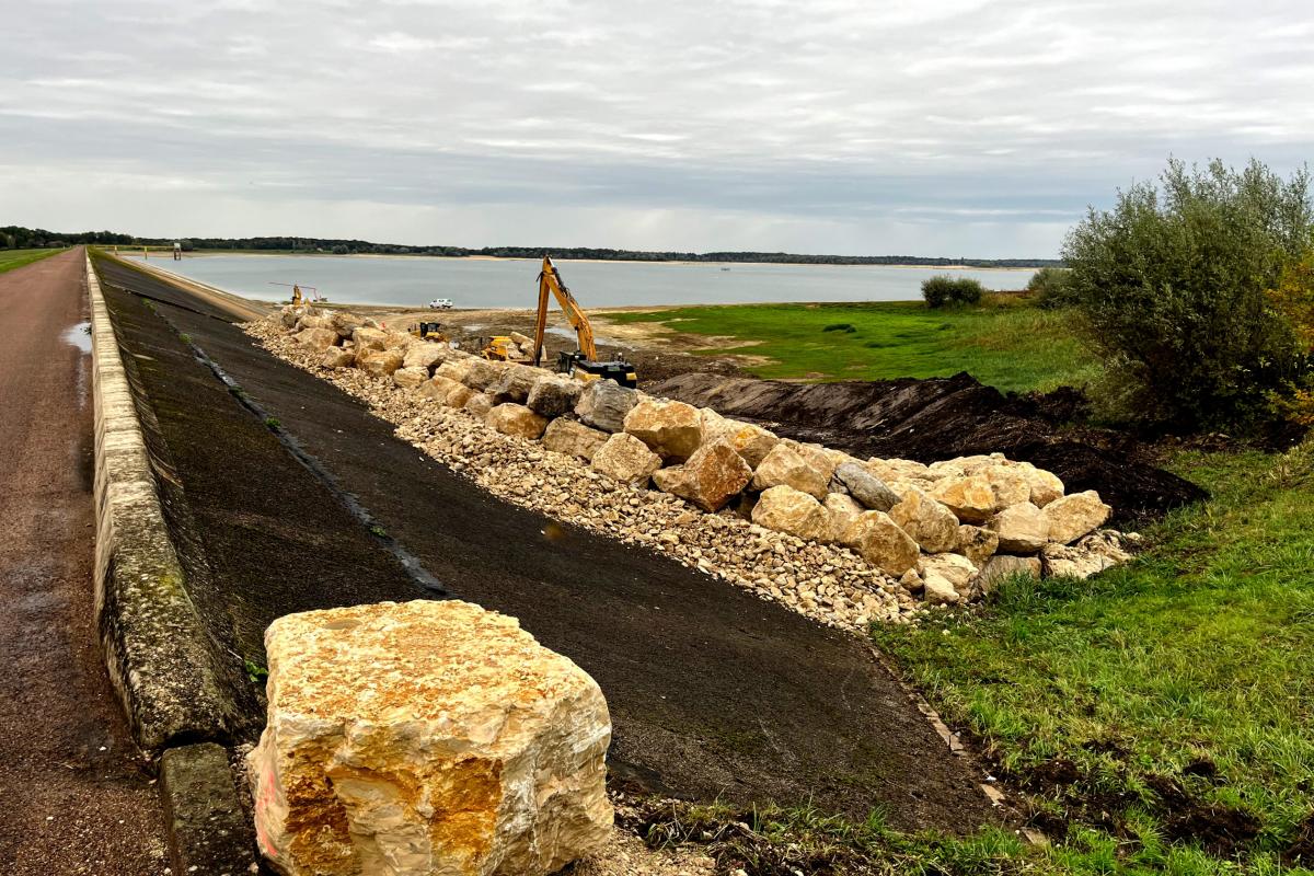 Obras en las presas de La Morge, Beaumont y Chavaudon, en el Lago de Oriente.