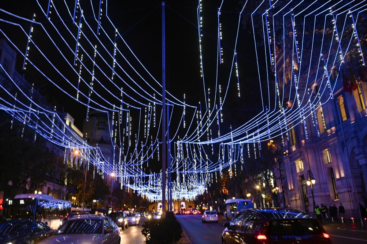 Imagen de archivo de luces de Navidad en Madrid.