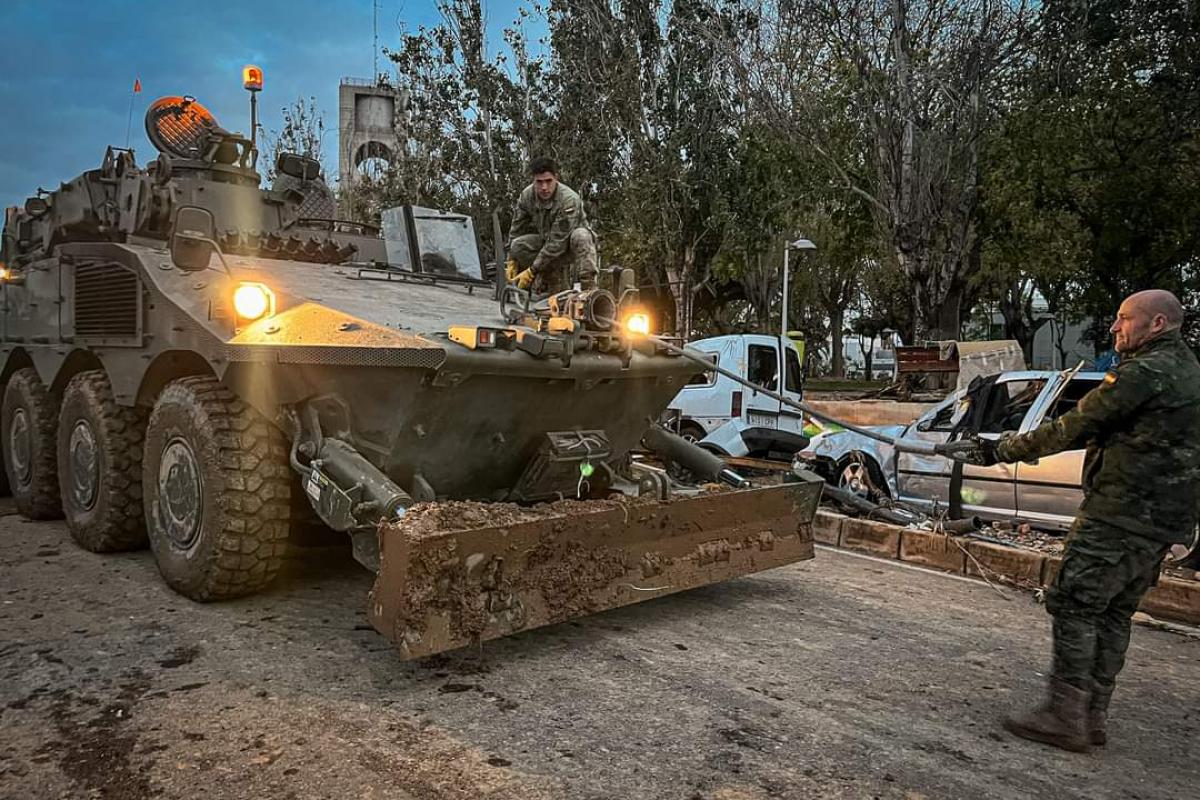 El blindado Centauro de Recuperación, en Valencia.