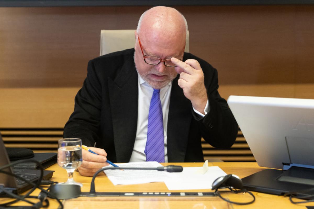 El comisario jubilado Jose Manuel Villarejo, en una comisión de investigación.