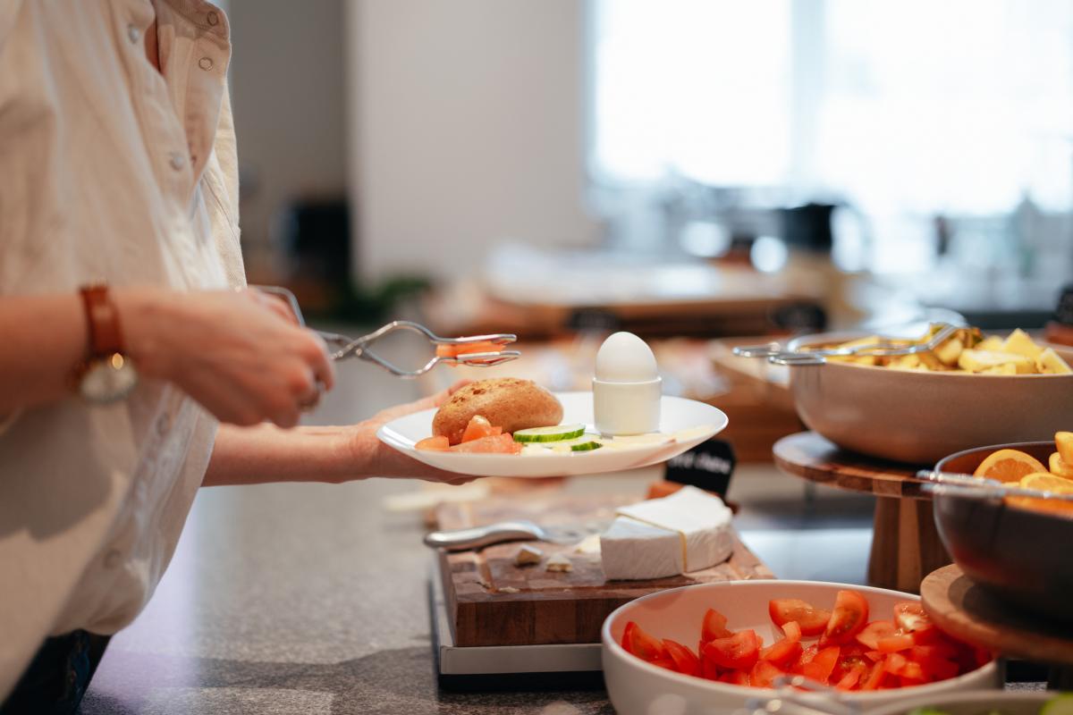 Imagen de archivo de un bufé libre.