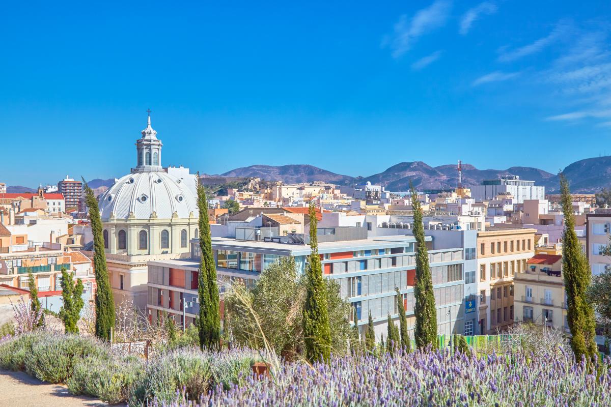 Vista de Cartagena (Murcia), una de las ciudades agraciadas con el primer premio de la Lotería Nacional de hoy jueves 19 de diciembre.