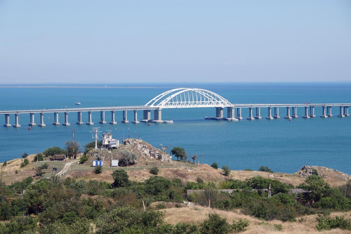 Imagen de archivo del puente de Kerch, que une la península de Crimea con el resto del territorio ruso.