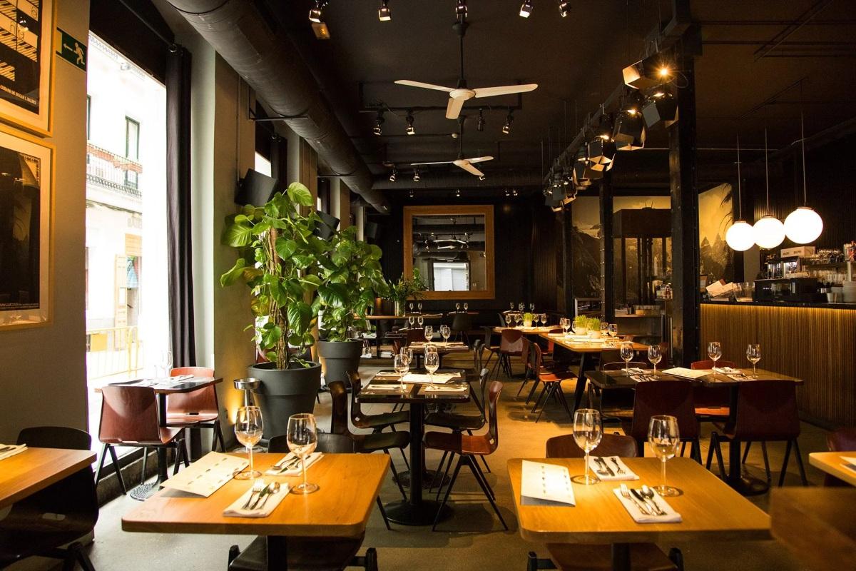 Barra de Diurno, en el barrio de Chueca (Madrid)