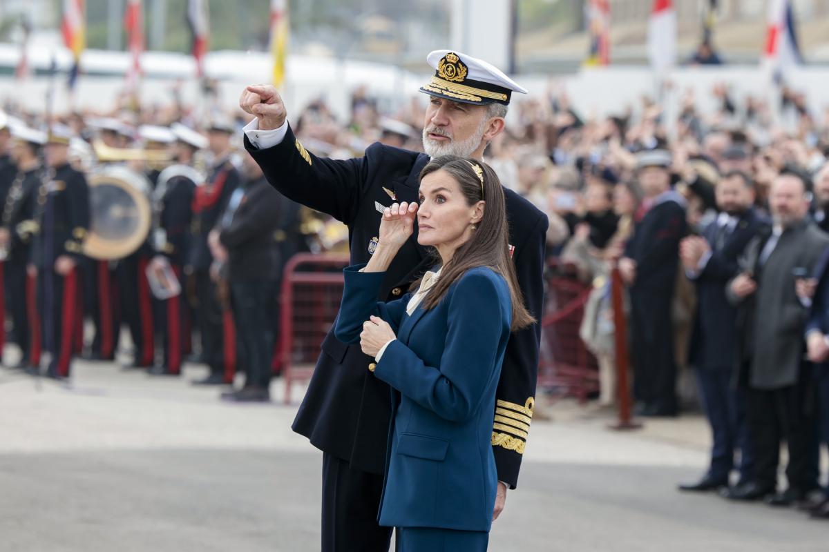 Solo los más observadores se han dado cuenta de esta frase de Felipe VI a  Letizia en la despedida a Leonor
