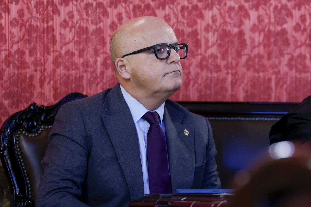 El senador del PP José Manuel Baltar Blanco, durante el juicio en el Tribunal Supremo acusado de un delito contra la seguridad vial, por conducir a 215 kilómetros por hora en un tramo limitado a 120 km/h en la A-52 sentido Benavente (Zamora) el 23 de abril de 2023.