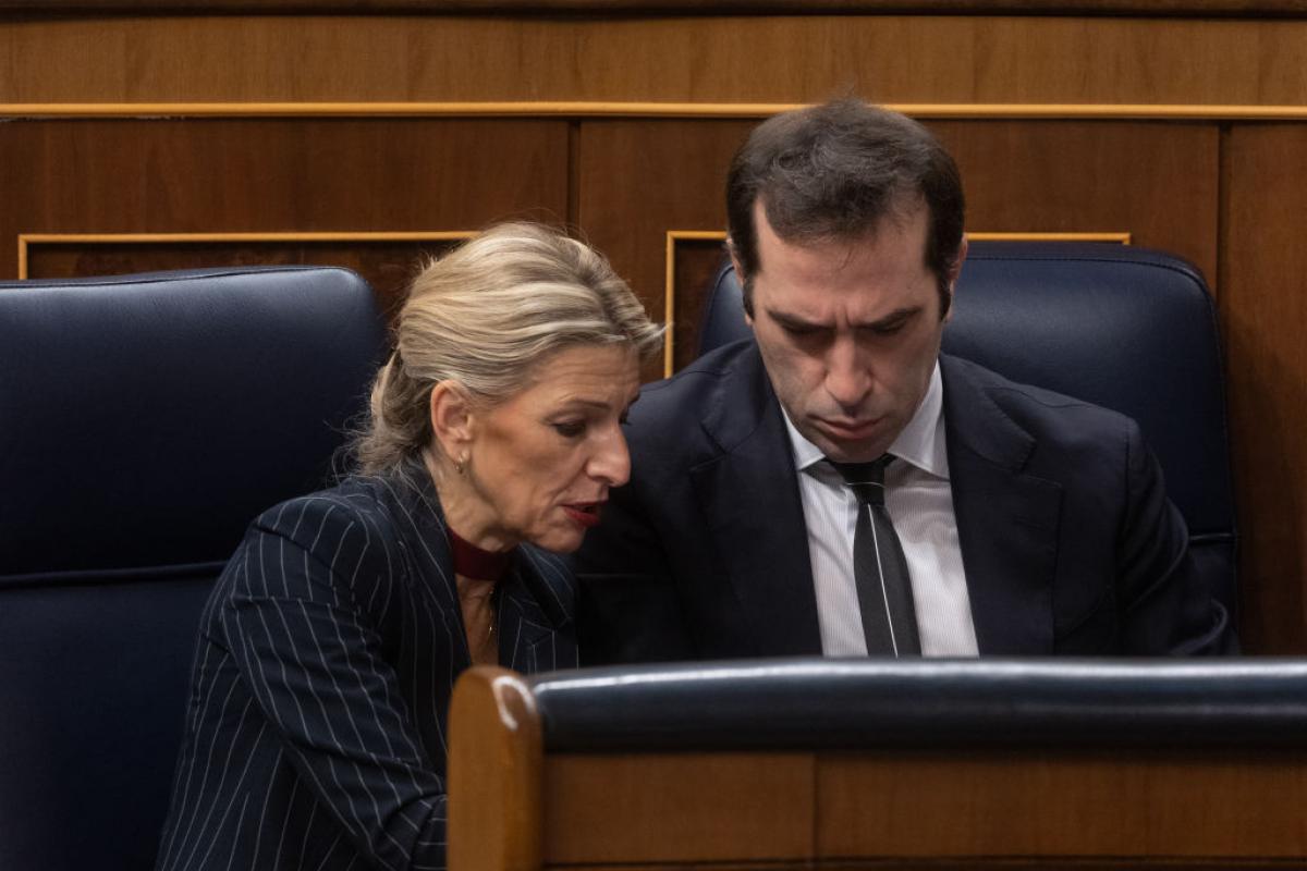 Yolanda Díaz y Carlos Cuerpo, en el Congreso