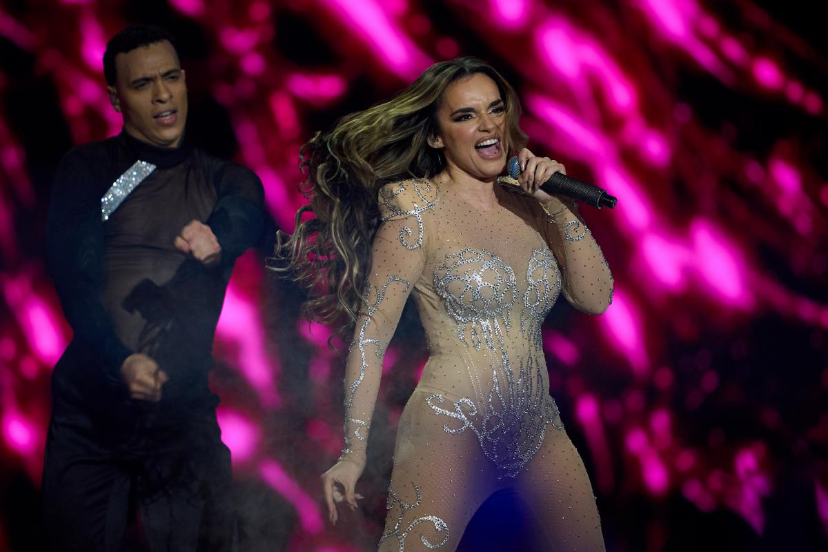 Actuación de Melody en la segunda semifinal del Benidorm Fest 2025.