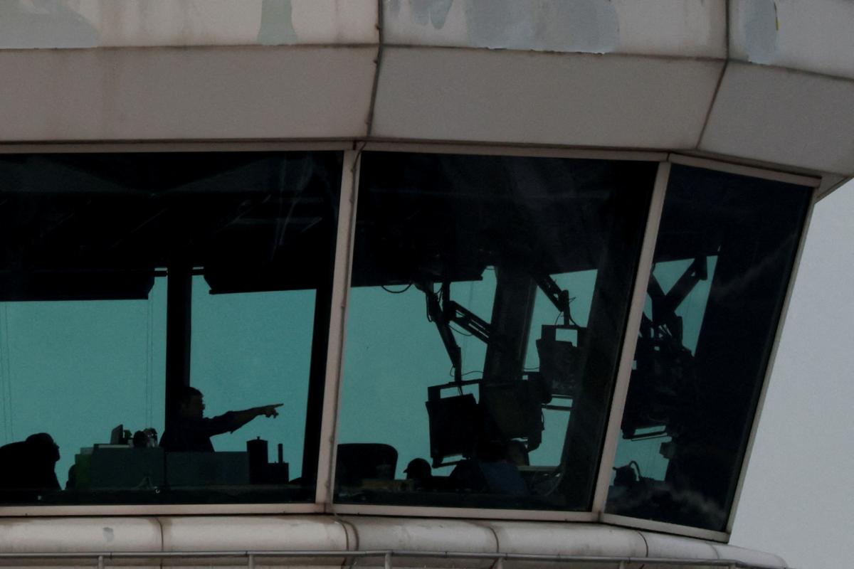 Torre de control del aeropuerto de Washington