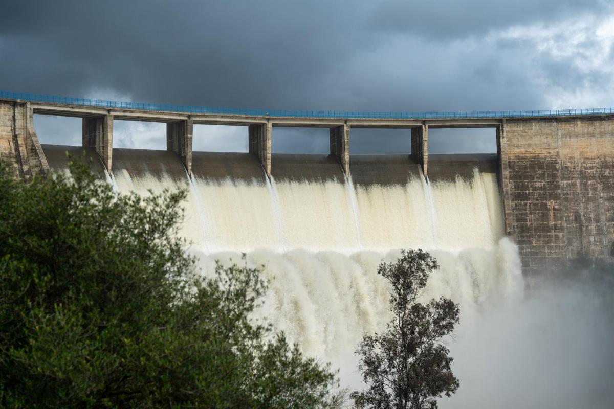 Imágenes del desembalse del Gergal, en Guillena (Sevilla), a 23 de enero de 2025
