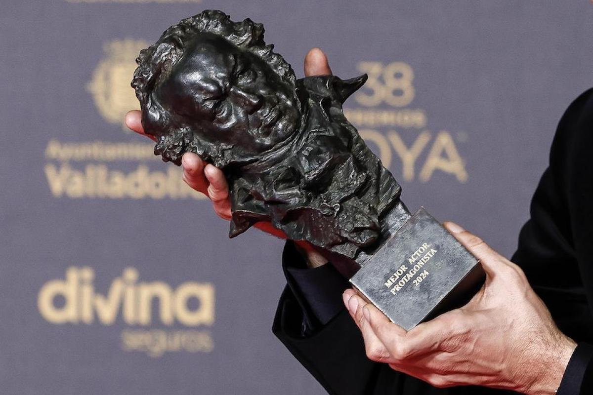 Imagen de archivo de un premio Goya.