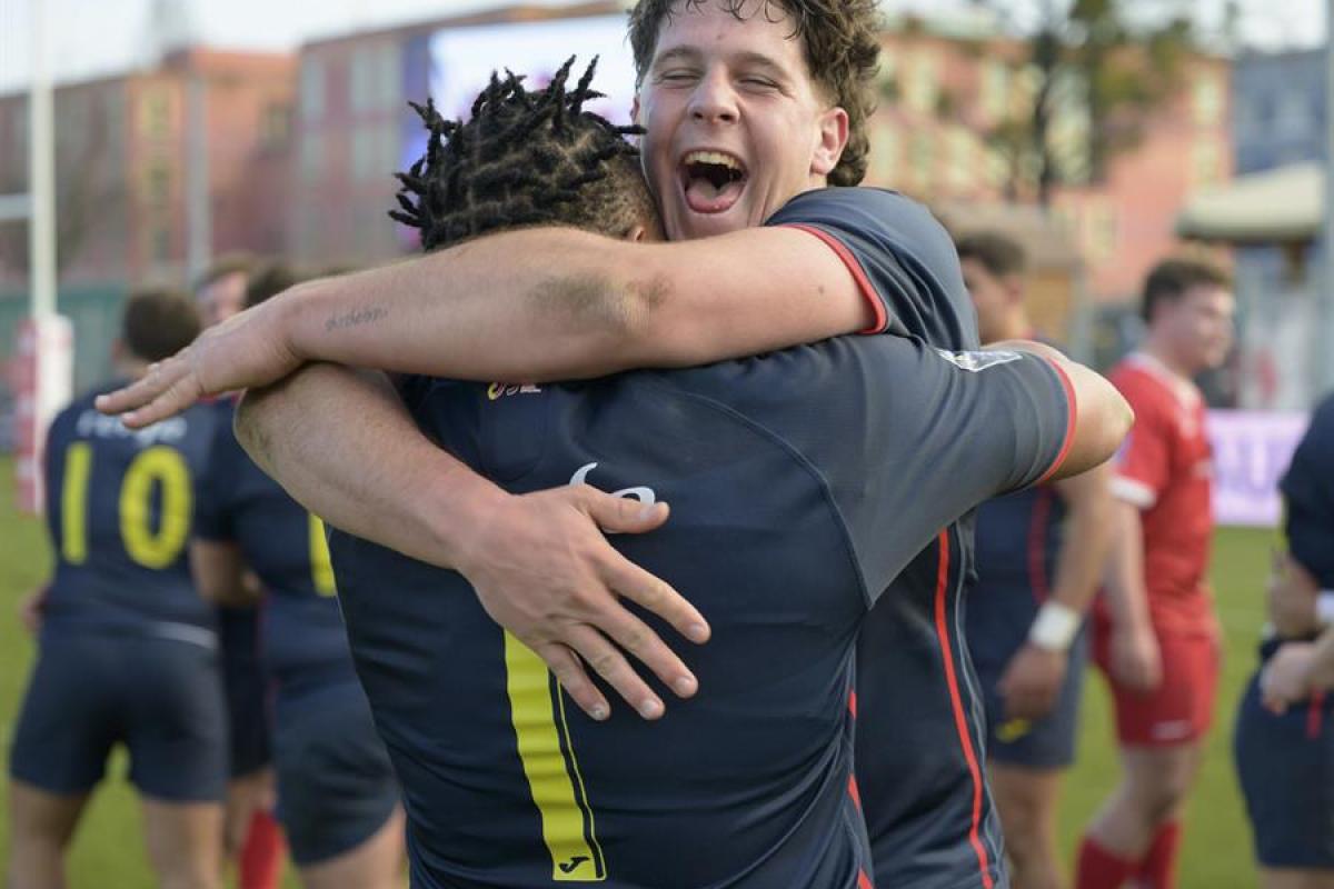 Euforia entre los jugadores de España tras ganar a Suiza y certificar la clasificación para el Mundial de rugby