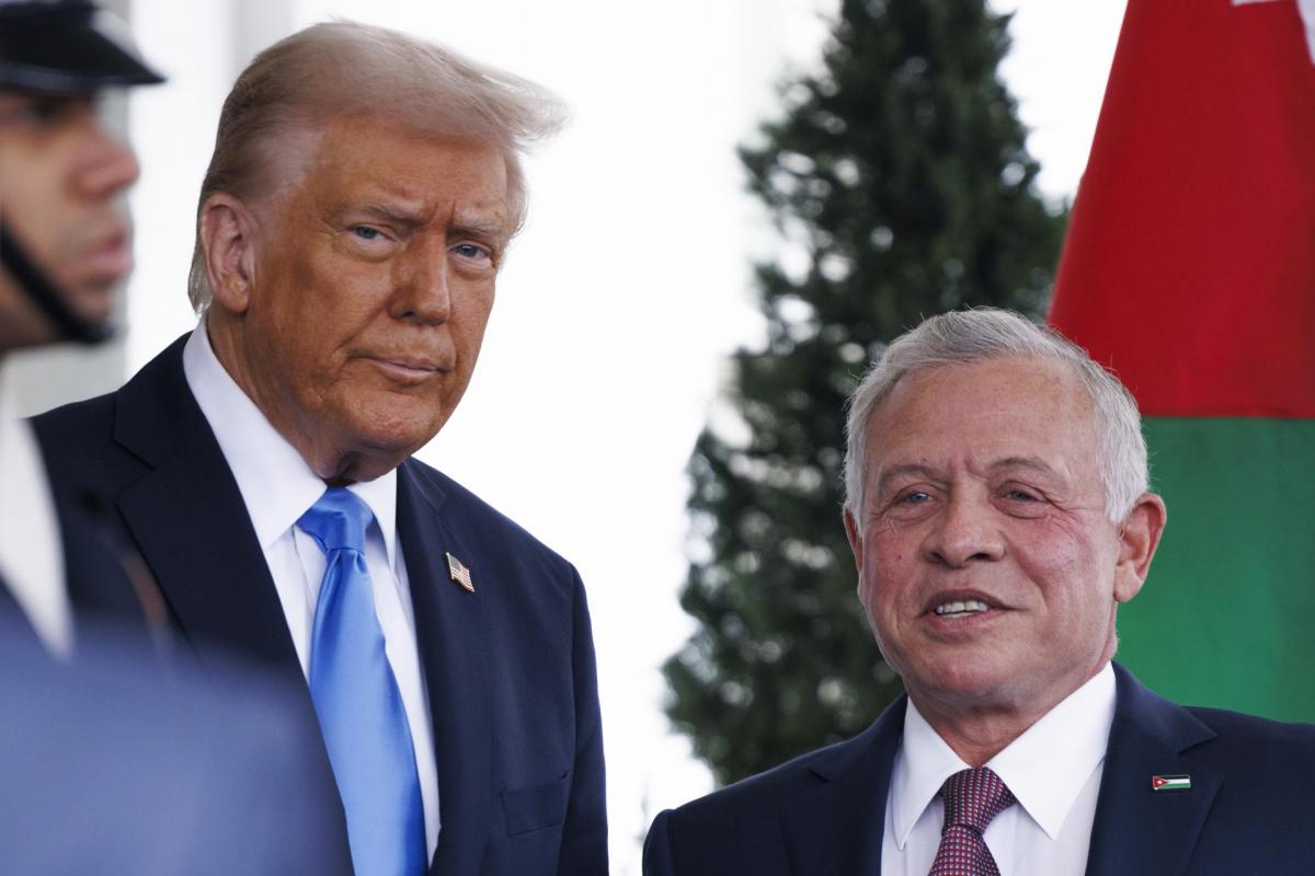 El presidente de Estados Unidos, Donald Trump, junto al Rey de Jordania, Abdullah II Ibn Al-Hussein, este martes en la Casa Blanca.