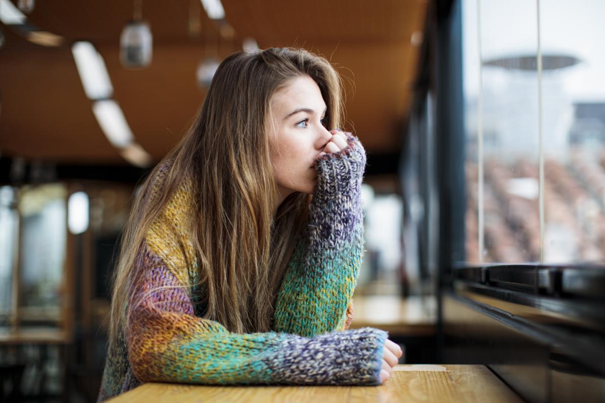 Imagen de archivo de una joven.