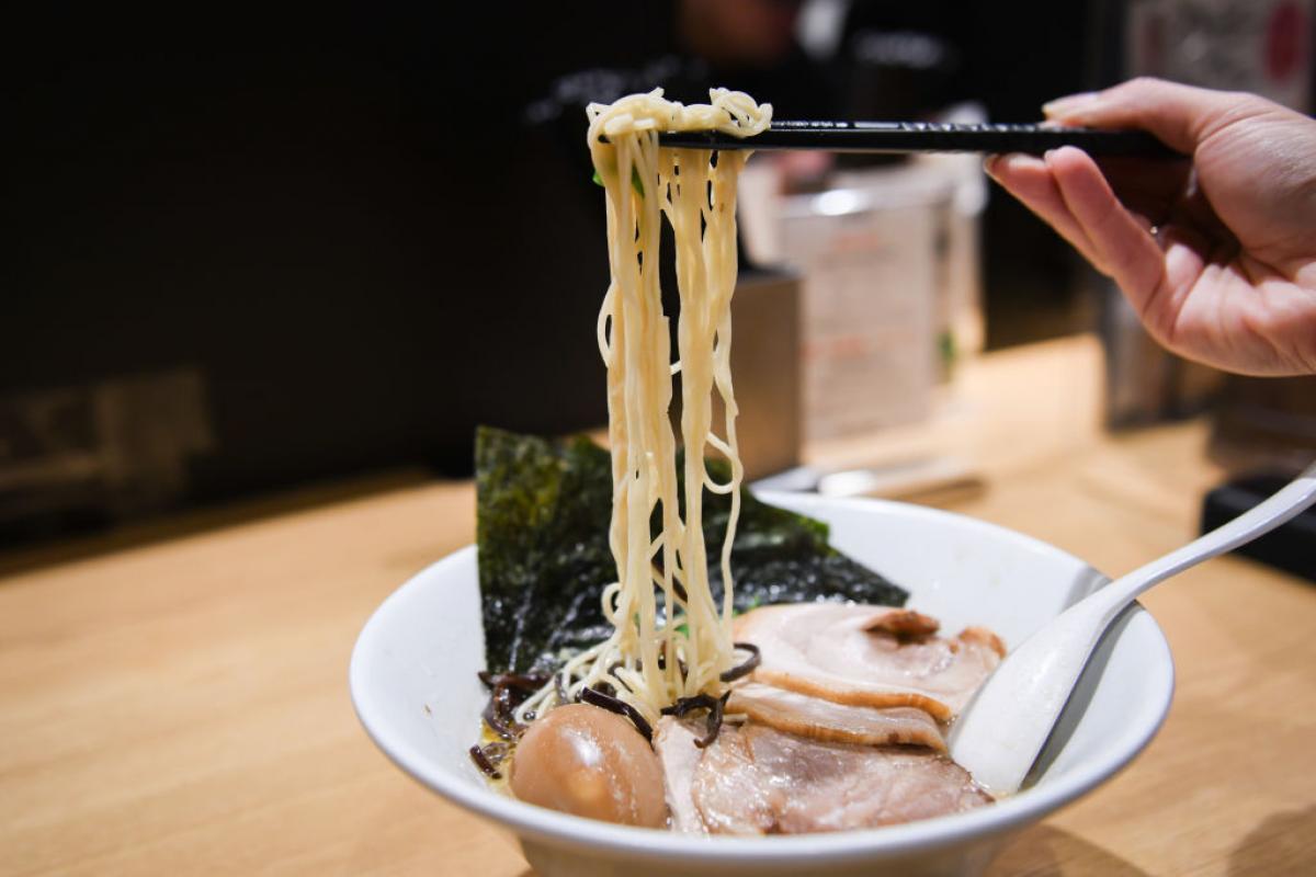 Imagen de un restaurante de ramen en Japón
