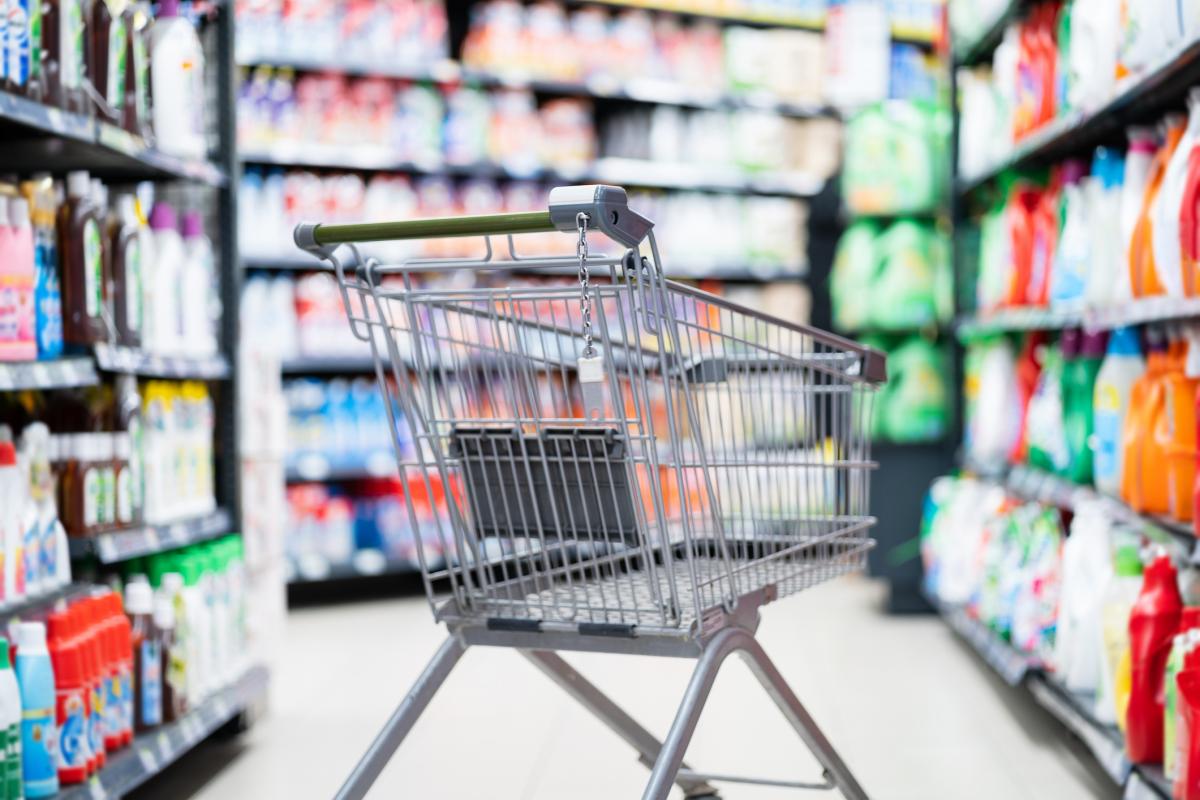 Imagen de archivo de productos en un supermercado.