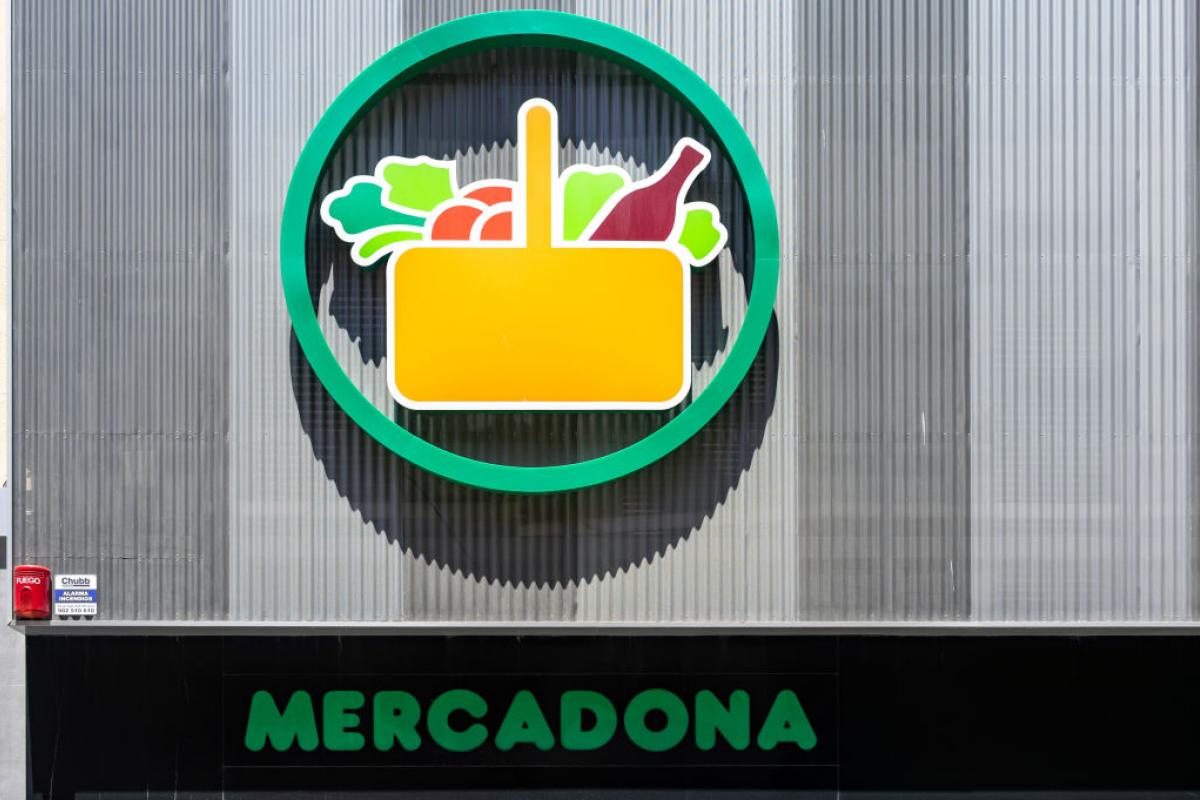 Imagen de archivo de un letrero de un establecimiento de Mercadona.