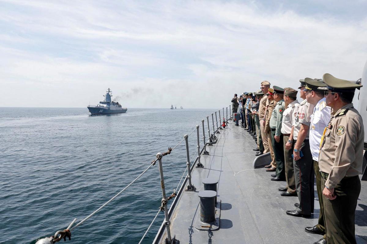 Buques de guerra, en el ejercicio conjunto deIrán, China y Rusia en el Golfo de Omán.