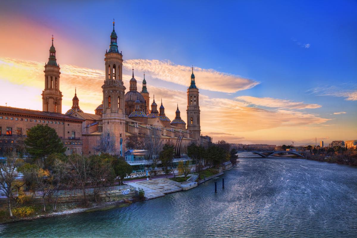 Vista de Zaragoza, dende se ha vendido el primer premio de la Lotería Nacional del sábado 15 de marzo.
