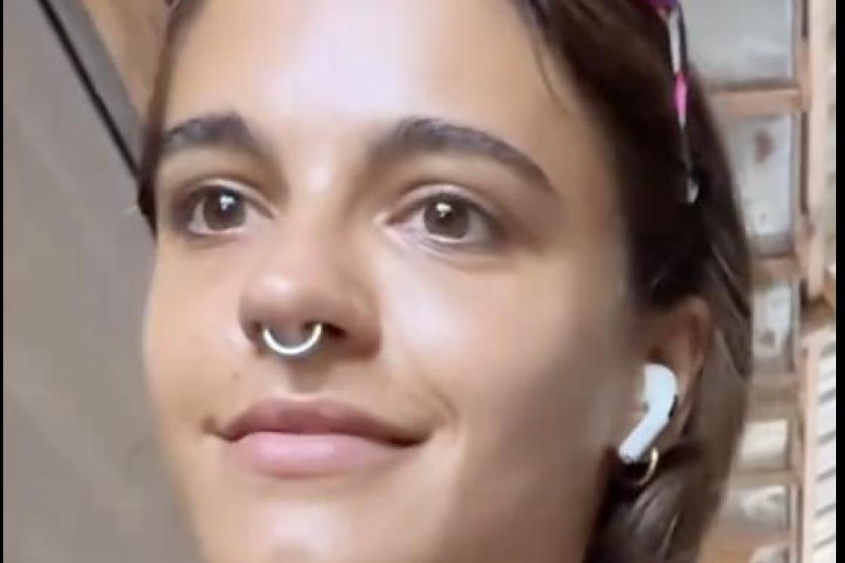 Mow, en un momento de su vídeo.