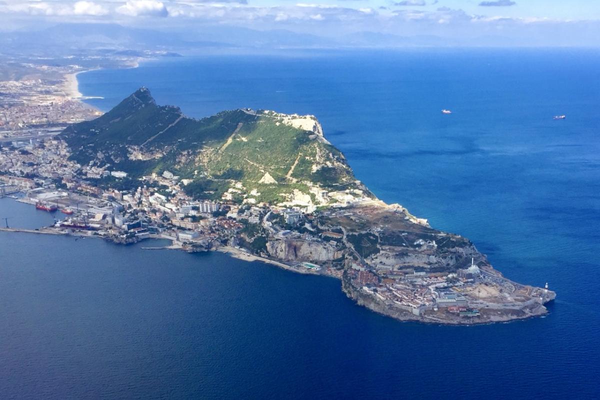 Vista aérea del Peñón de Gibraltar.