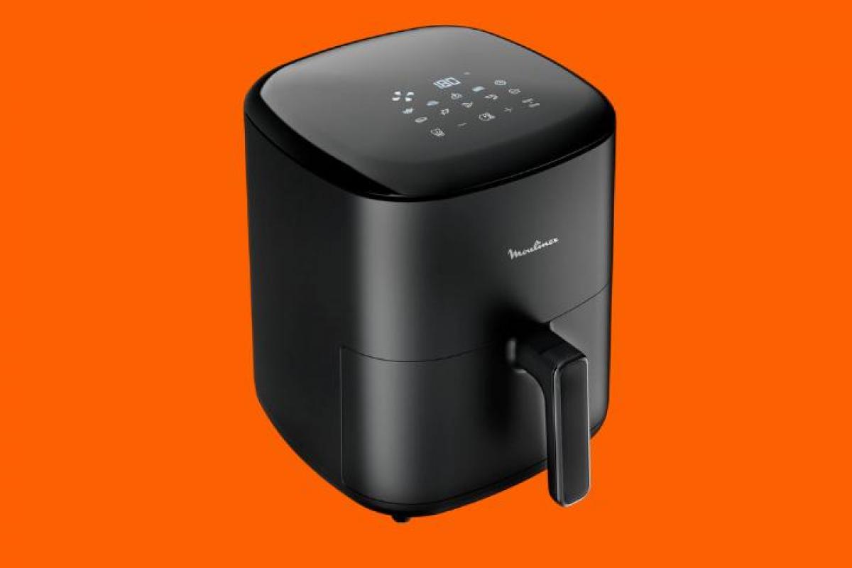 Vista de la freidora de aire de la marca Moulinex.