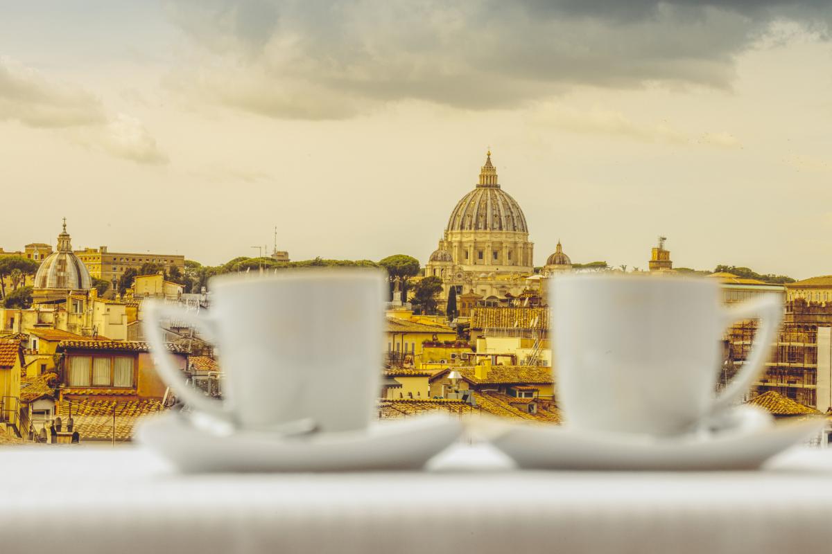 Imagen de archivo de vistas del casco histórico de Roma (Italia), desde una terraza.
