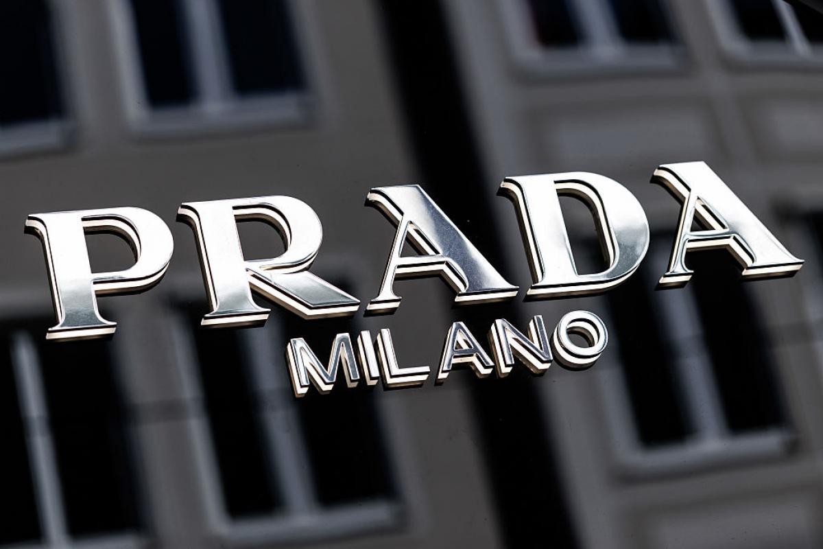 Un logo de Prada.