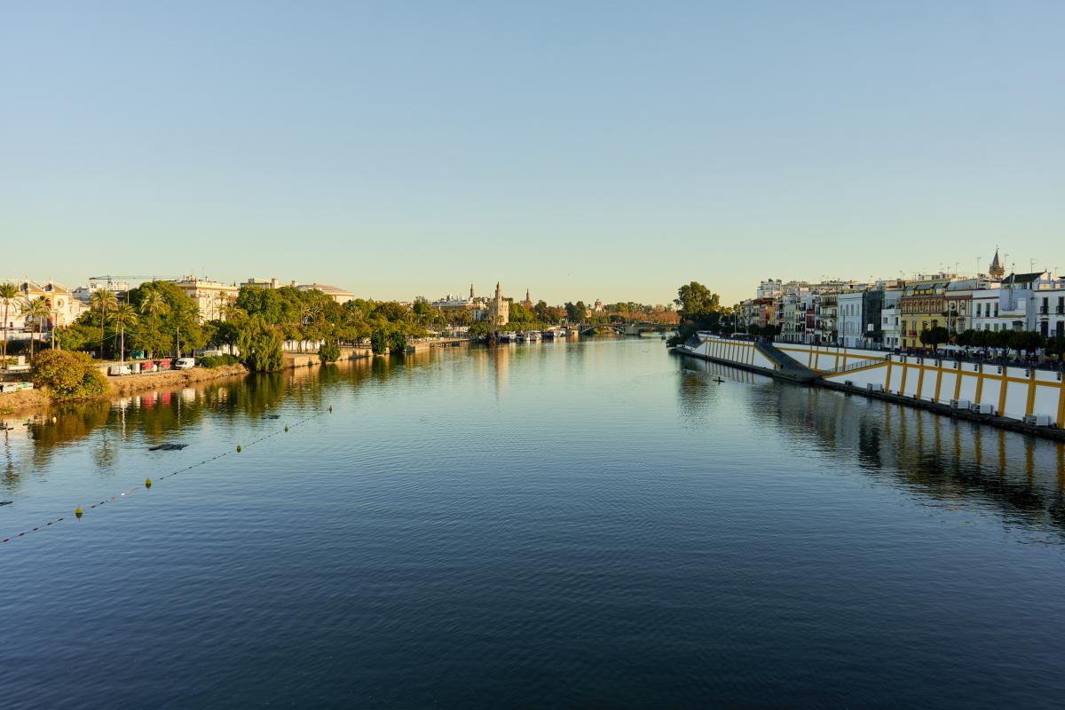El río Guadalquivir, a su paso por Sevilla