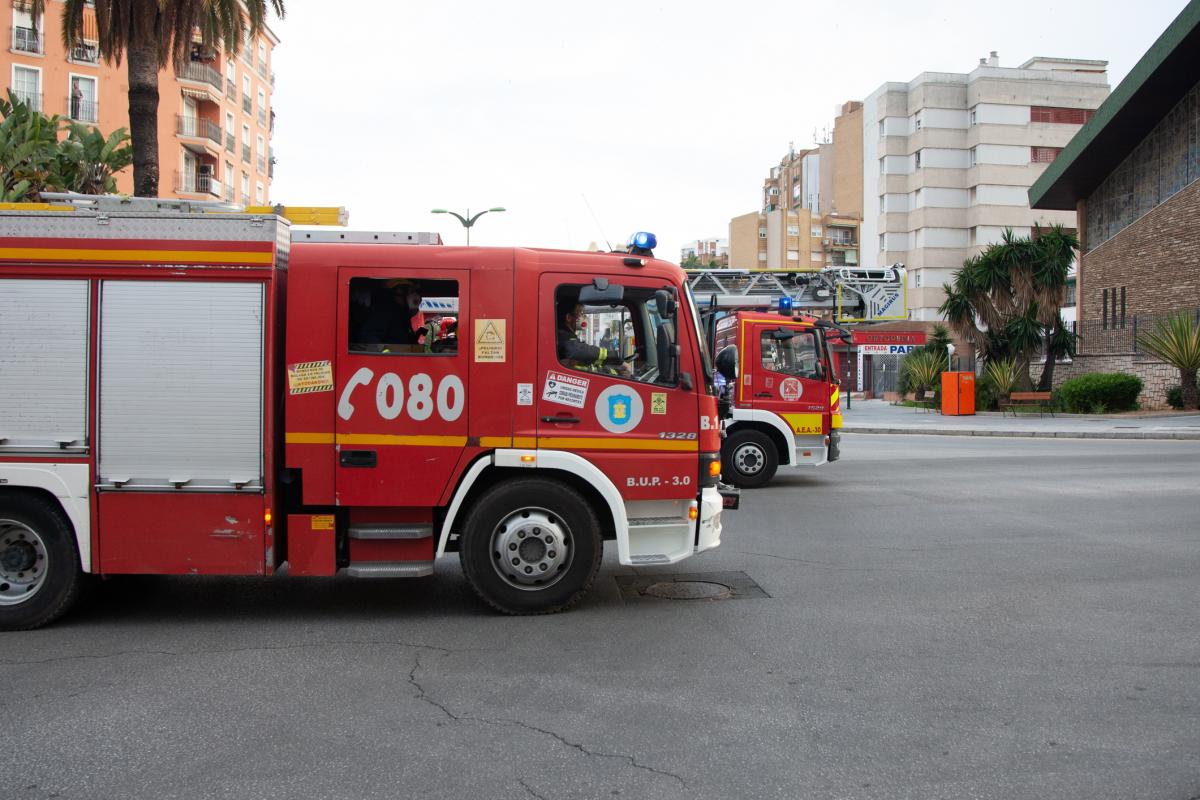 Imagen de archivo de camiones de bomberos de Málaga (Andalucía).
