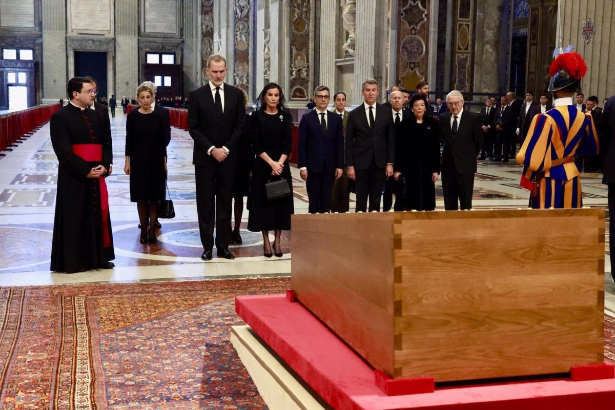 La imagen que ha publicado Alberto Núñez Feijóo en el Vaticano.