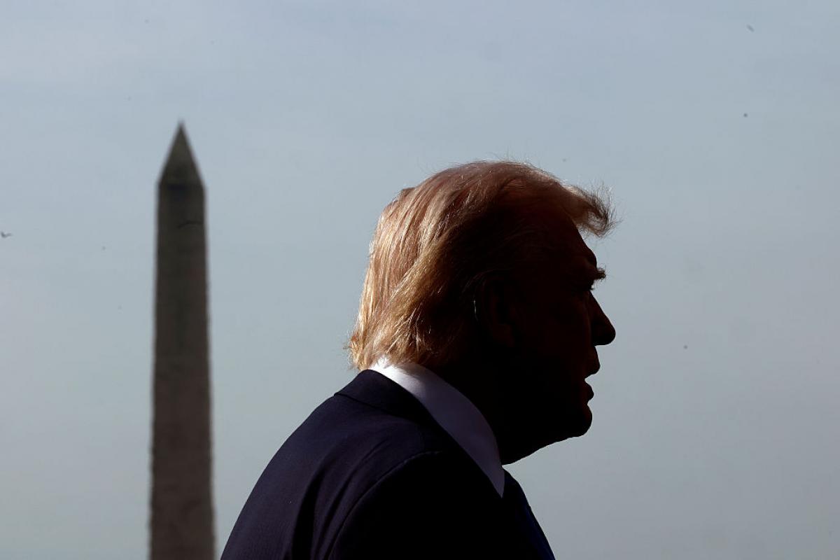 Donald Trump, siempre en el foco entre luces y sombras