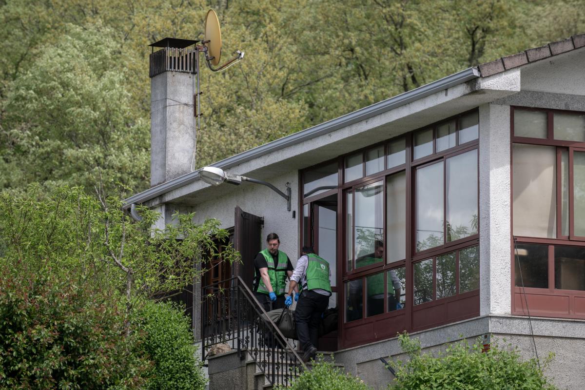 Un matrimonio y su hijo han perdido la vida en Taboadela (Ourense) por la mala combustión de un generador eléctrico.