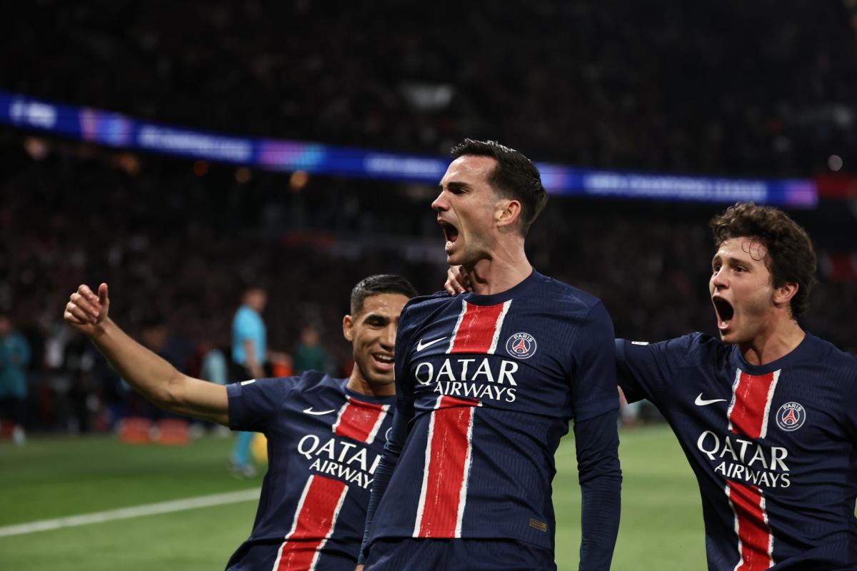 El centrocampista del PSG Fabián celebra el gol del 1-0 ante el Arsenal en la vuelta de las semifinales de la Champions League 2024-2025