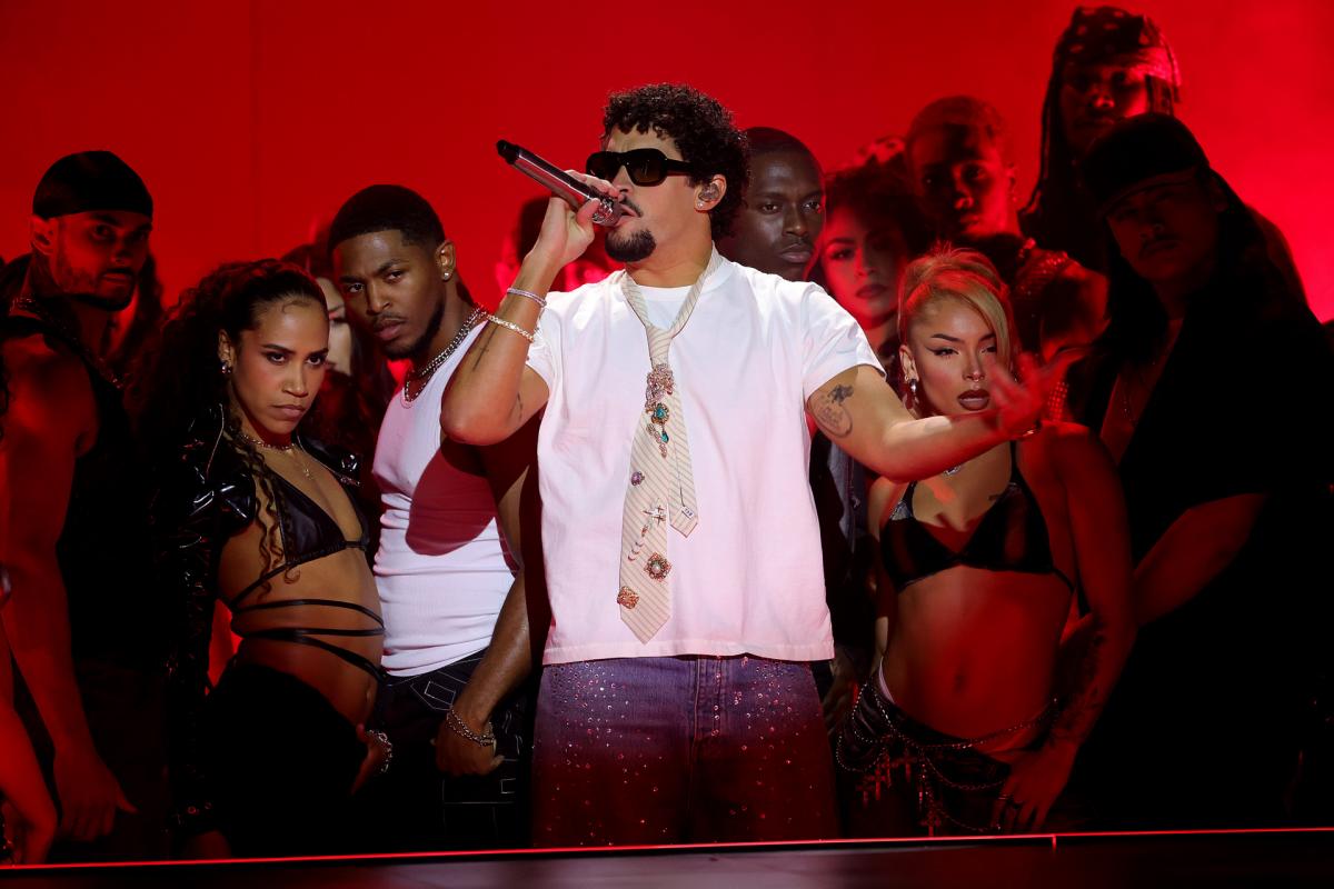 Bad Bunny, en los iHeartRadio Music Awards el 17 de marzo de 2025.