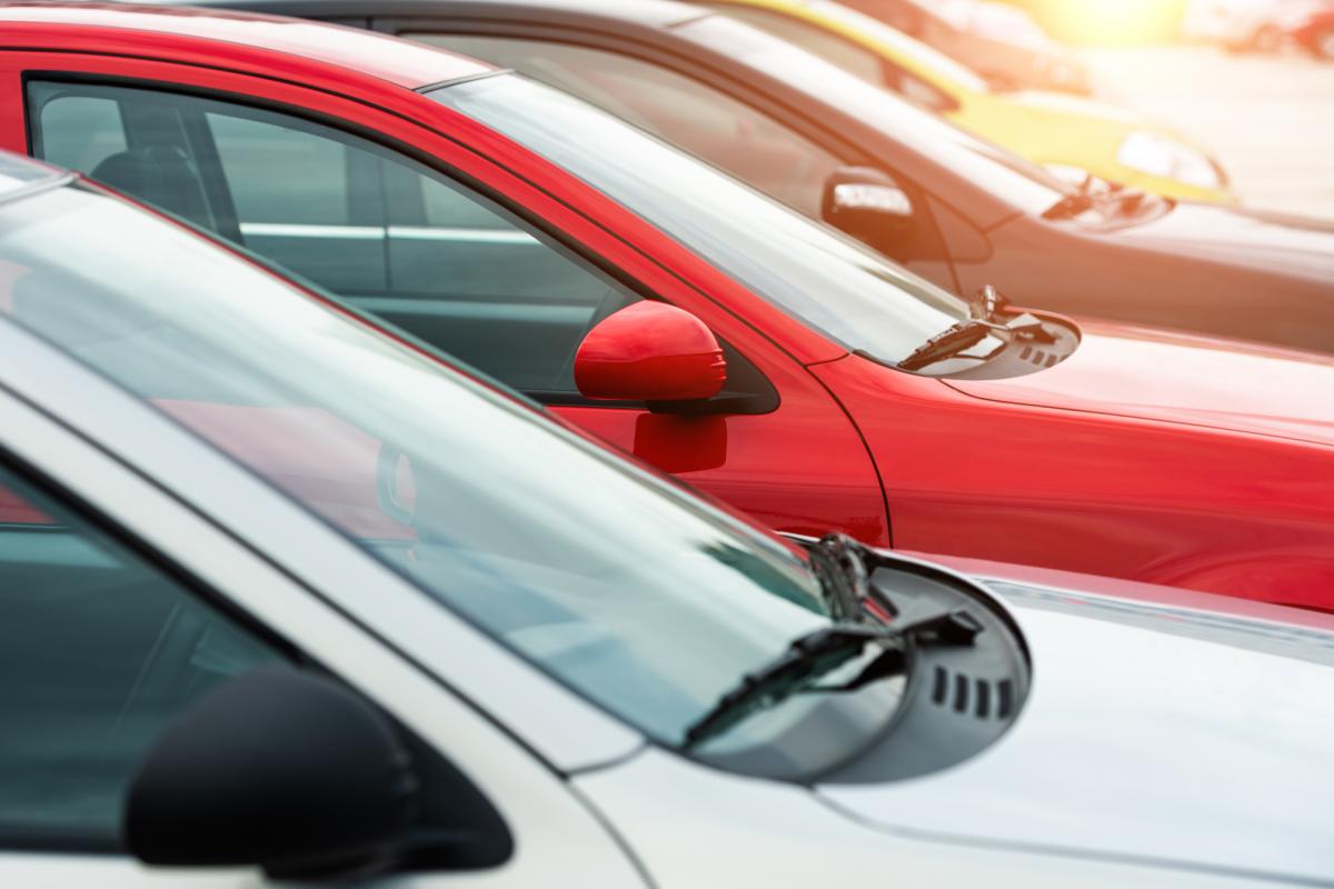 Concesionario venta de coches de segunda mano.