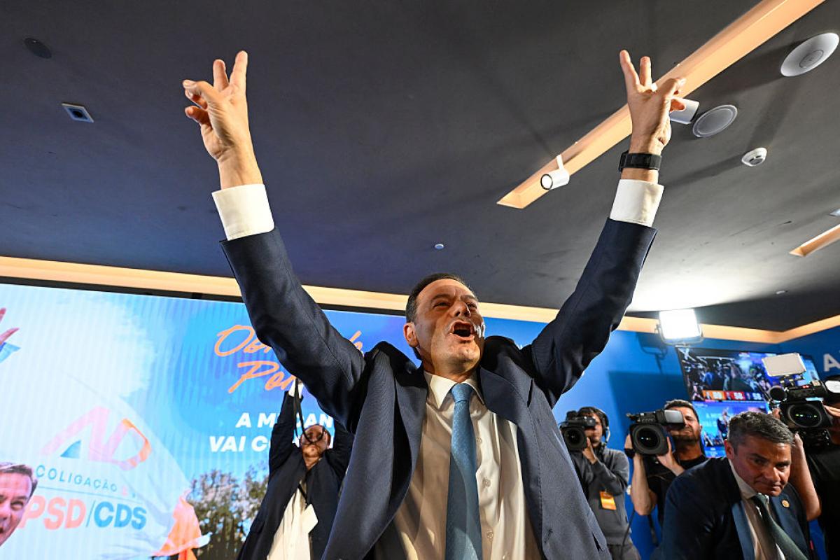 El conservador Luís Montenegro, seguirá siendo el primer ministro de Portugal tras ganar las elecciones de este domingo.
