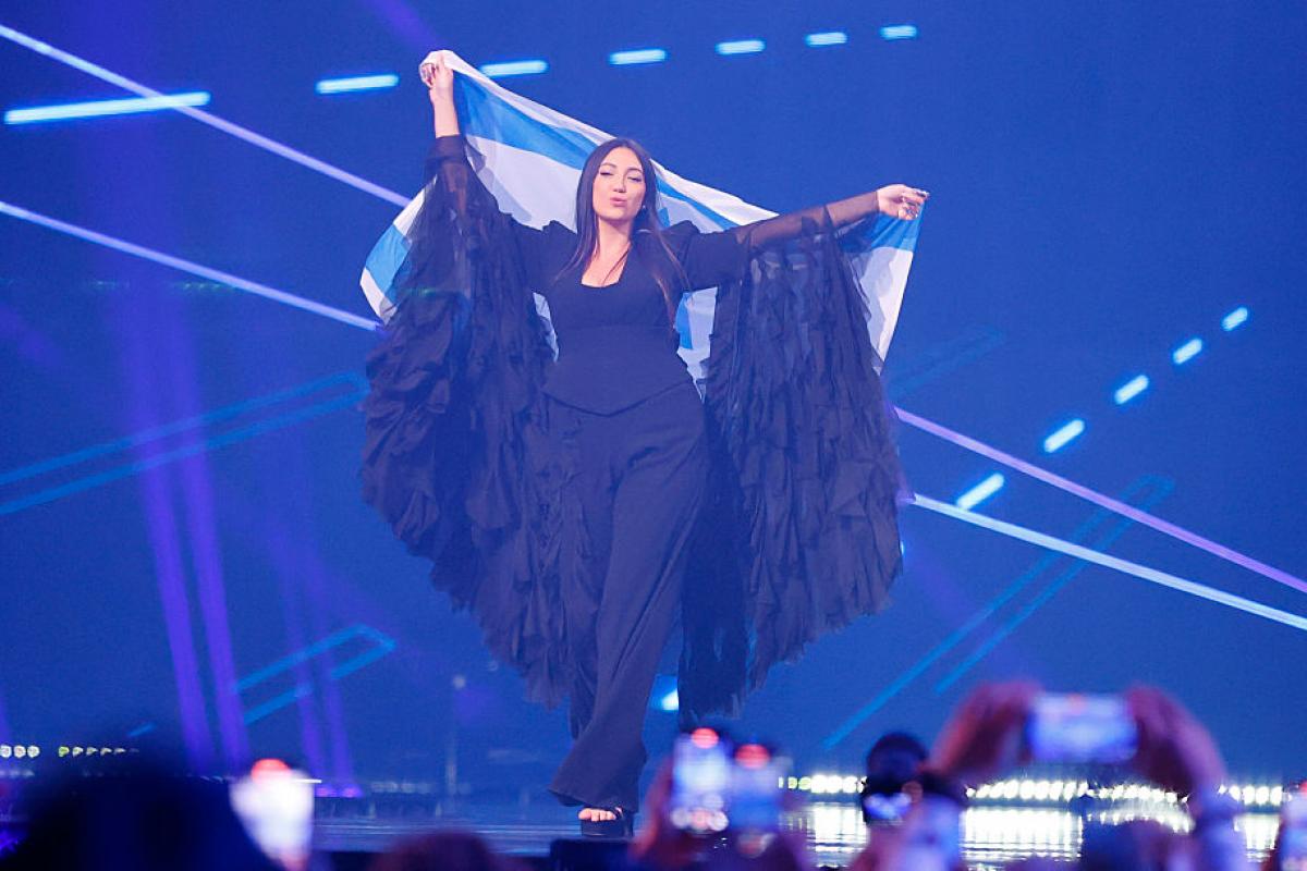 La representante de Israel, Yuval Raphael, en la final de Eurovisión del sábado.