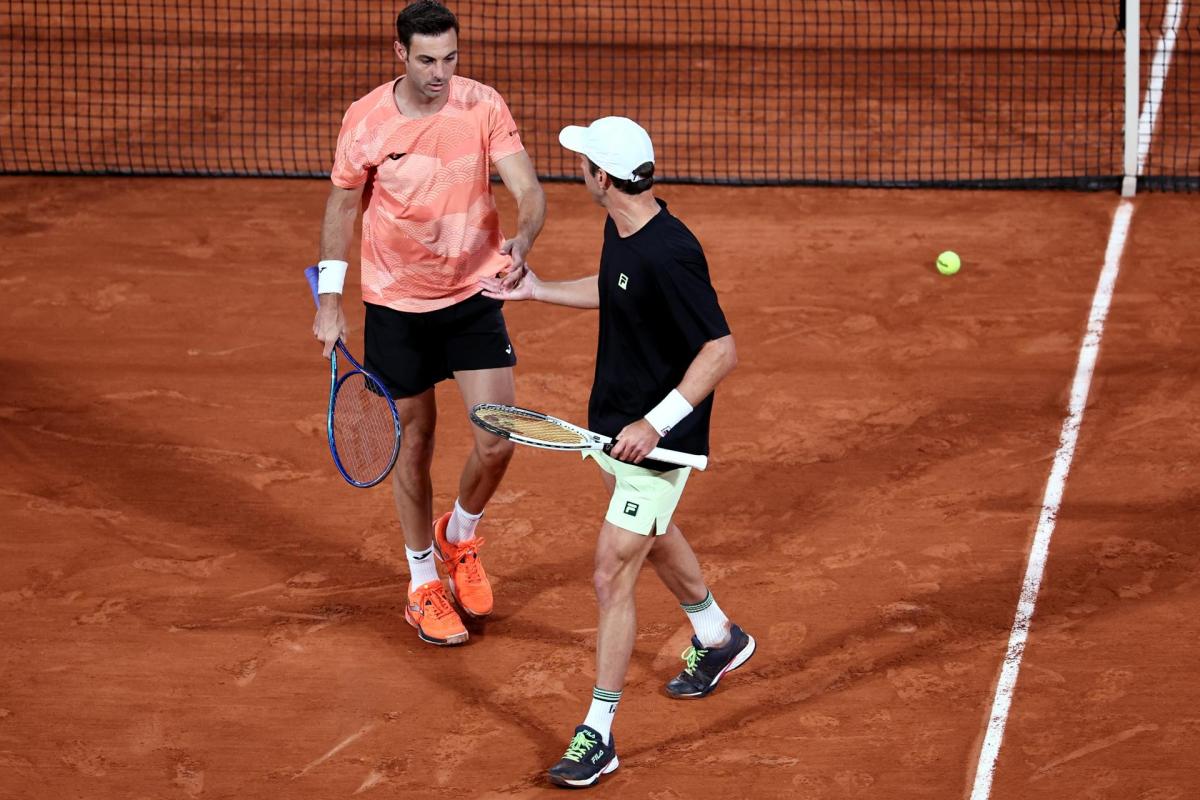 Marcel Granollers y Horacio Zeballos este sábado en París (Francia).