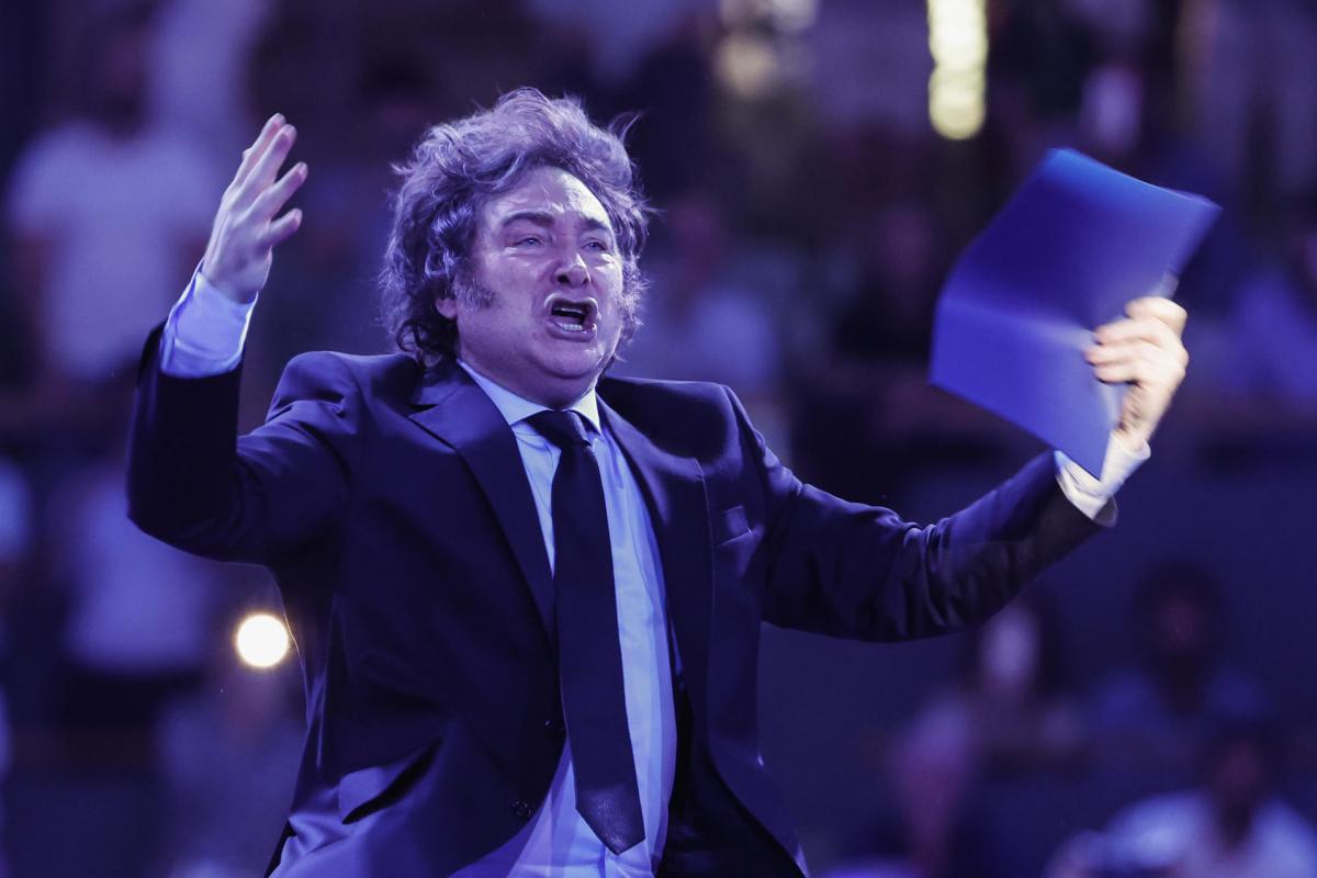 Milei se da un baño de masas ultraliberal en Madrid en el que critica a Pedro  Sánchez