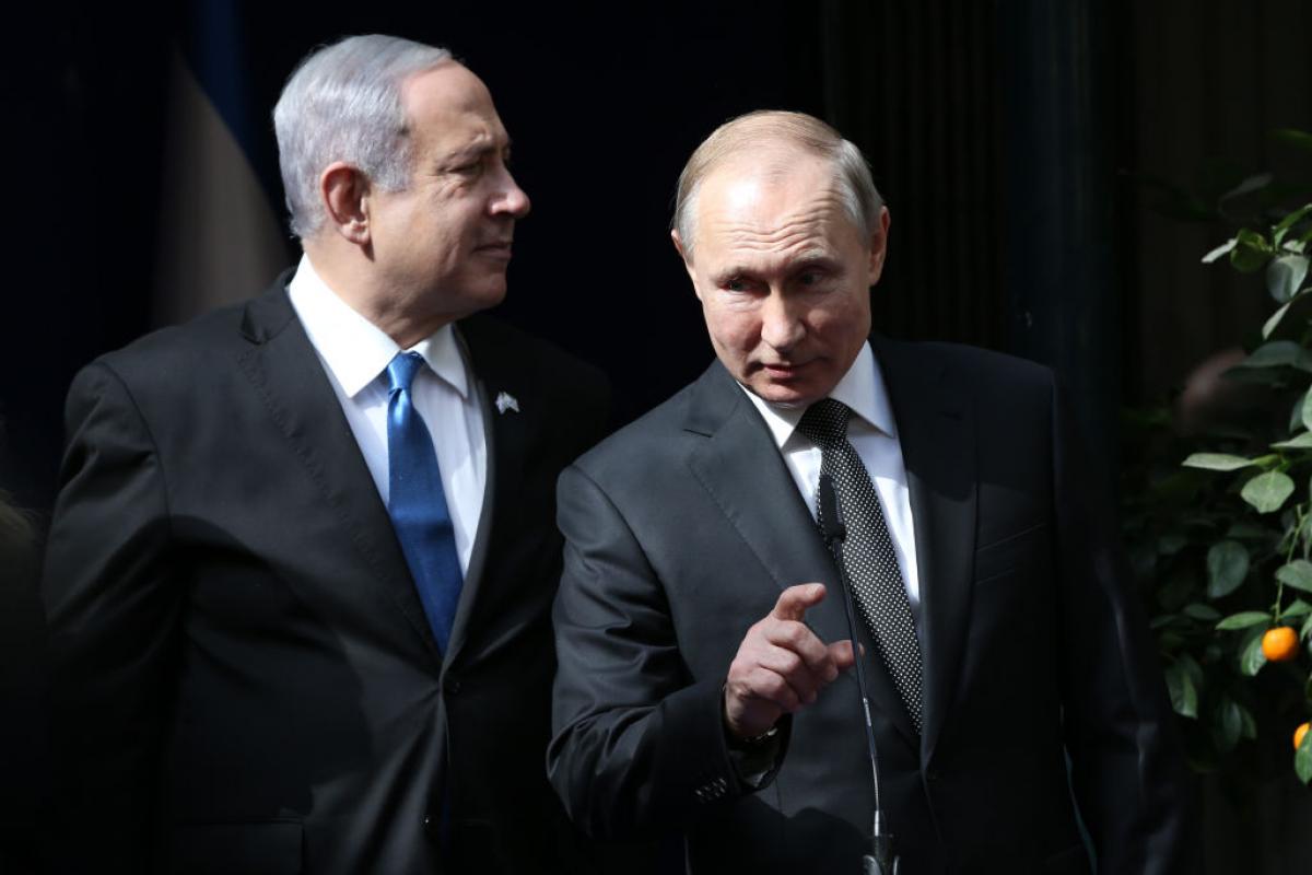 Putin conversa con Netanyahu en un encuentro hace años