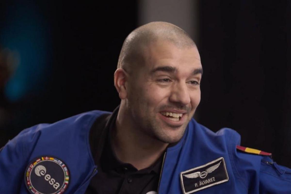 El astronauta Pablo Álvarez en 'Viajando con Chester'.