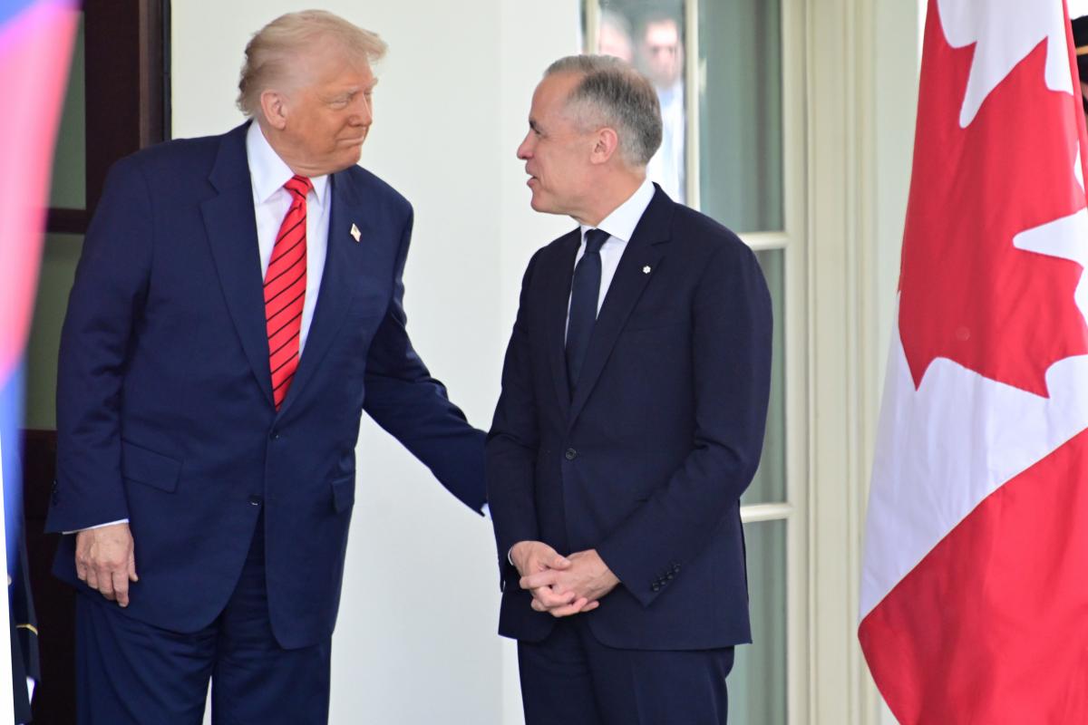 El presidente estadounidense, Donald Trump, junto al primer ministro de Canadá, Mark Carney, en una imagen de archivo.